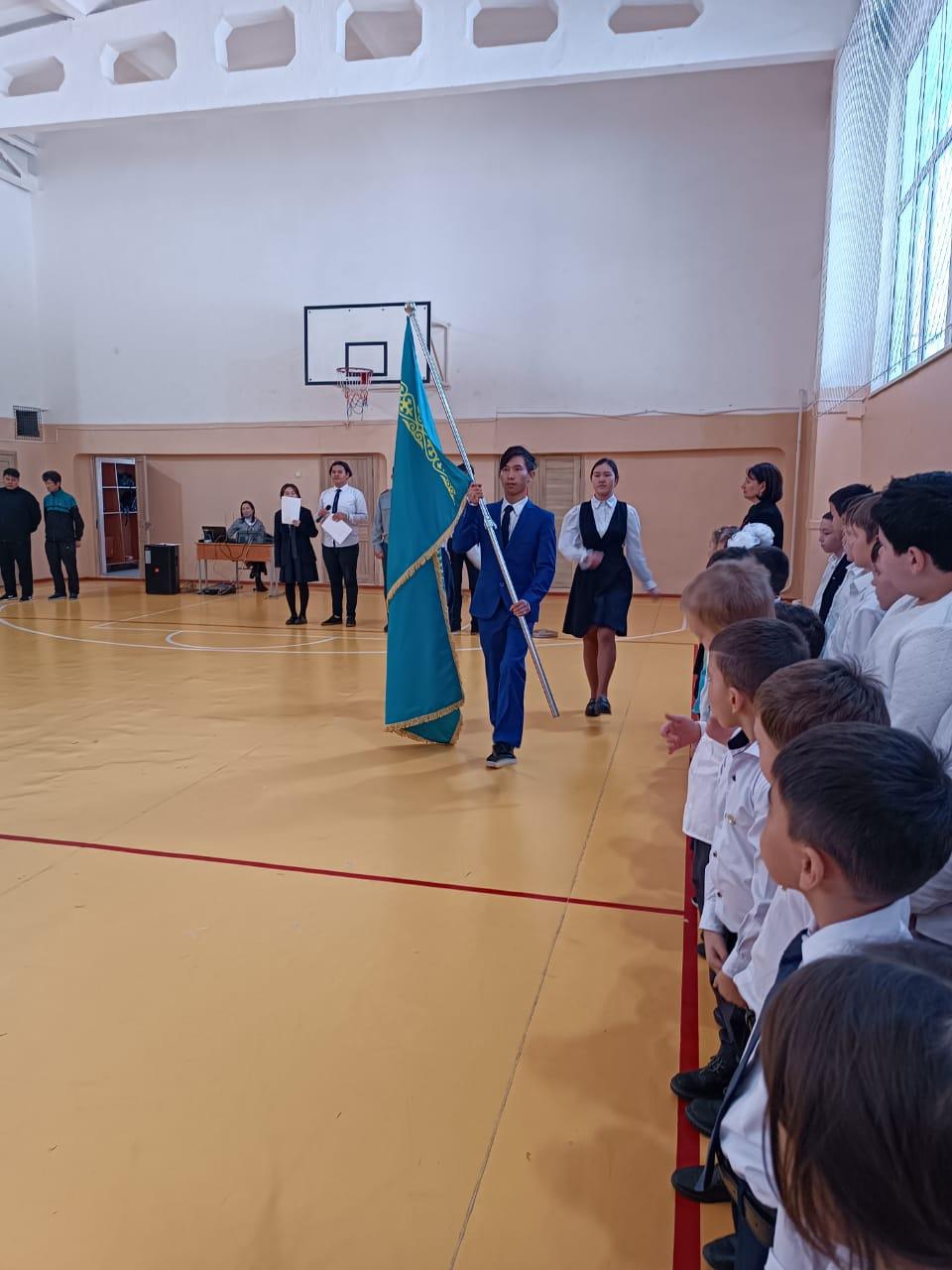 Тәуелсіздік күніне орай мектебімізде біріңғай "Жас Ұлан" "Жас Қыран" ұйымына қабылдау өтті.