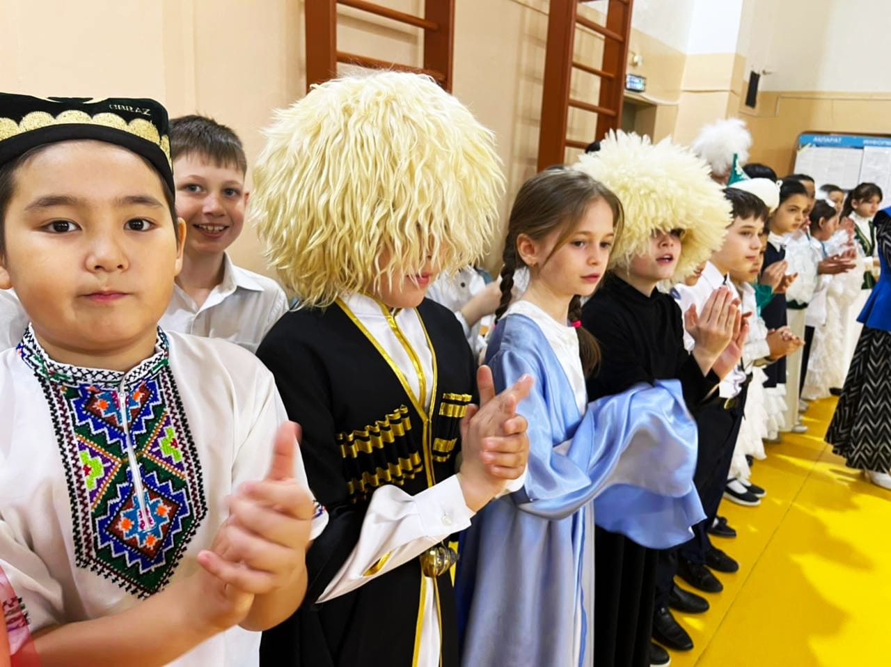 Мектебімізде жалпы линейкада Ұлыстың ұлы күні Наурыз мерекесіне орай шағын іс-шара ұйымдастырылды.