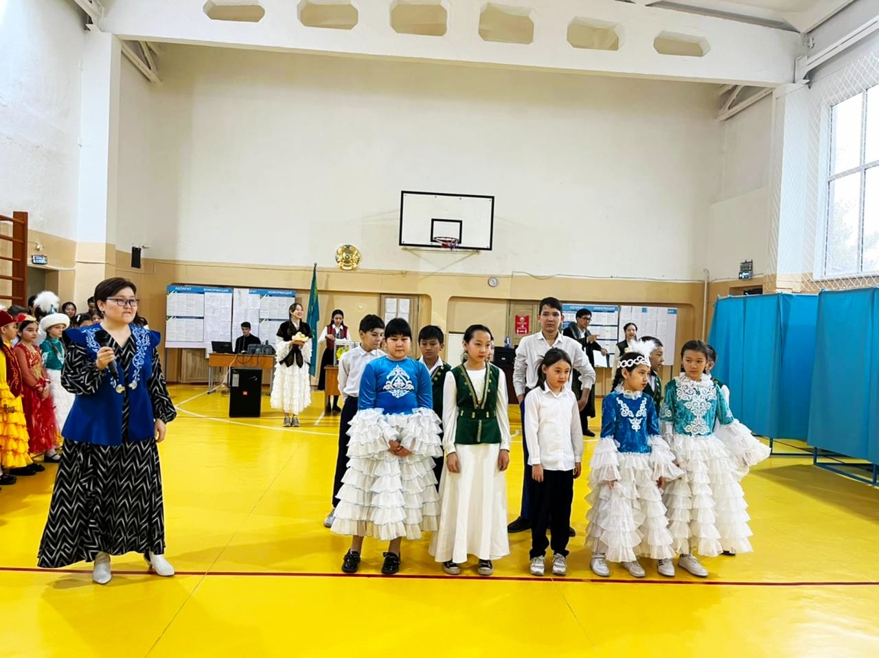 Мектебімізде жалпы линейкада ұлыстың ұлы күні Наурыз мерекесіне орай шағын іс-шара ұйымдастырылды.